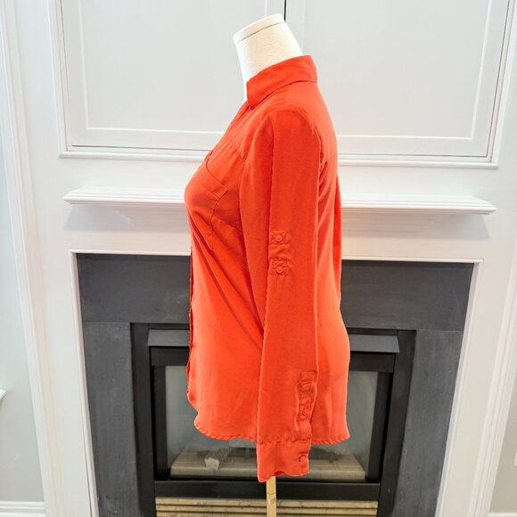 Express Portofino Button-Down Blouse β Bright Orange, Size Medium π§‘β¨ - Picture 4 of 13